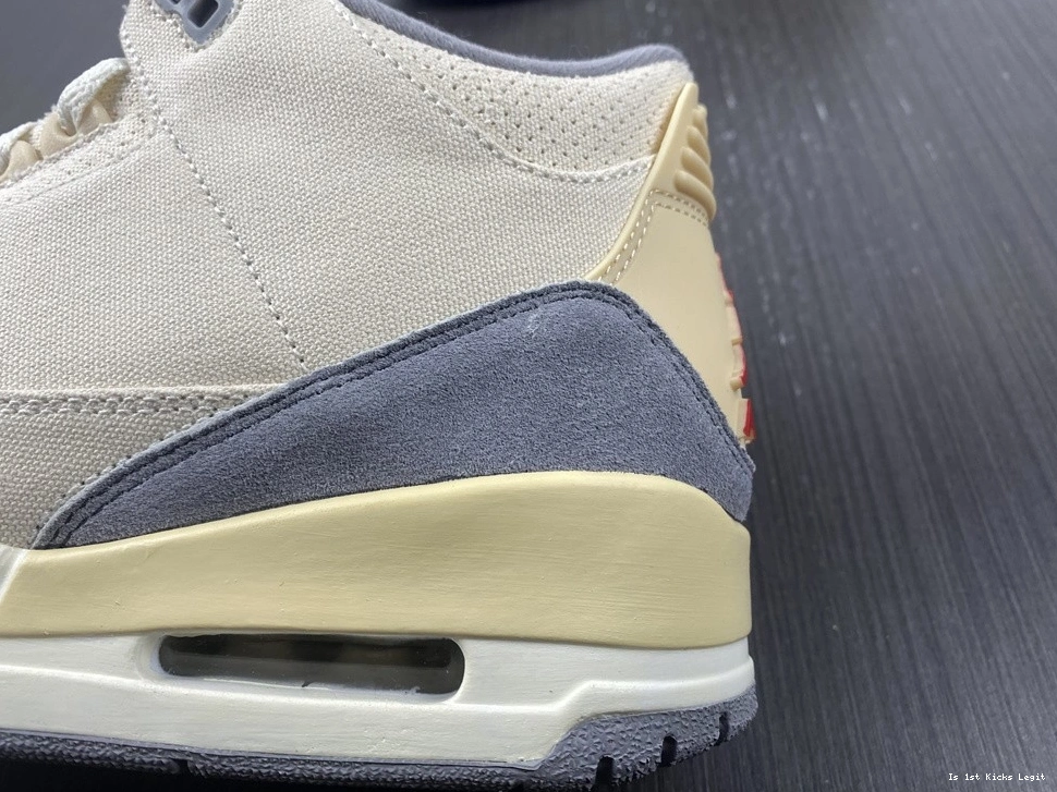 - Retro Jordan DH7139-100 Muslin 3 1103